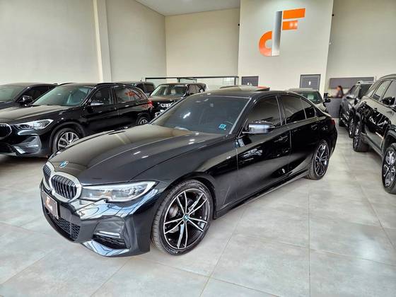 BMW 320i 2.0 16V TURBO FLEX M SPORT AUTOMÁTICO BMW 320i 2.0 16V TURBO FLEX M SPORT AUTOMÁTICO